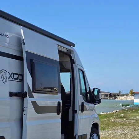 Kemp Albania Camper Tirana